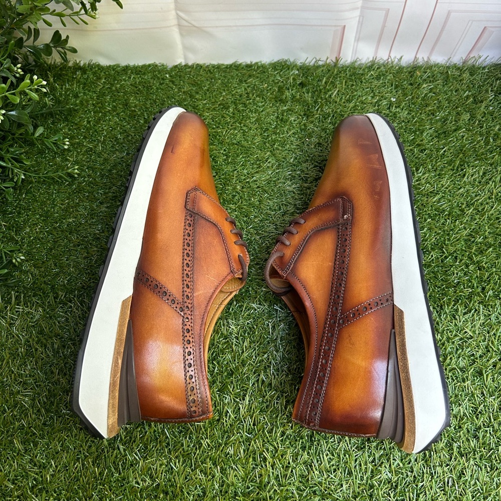 MAGNANNI men 8.5 New
Leiva Plain Toe Derby In Cognac
$395 - Picture 16 of 17